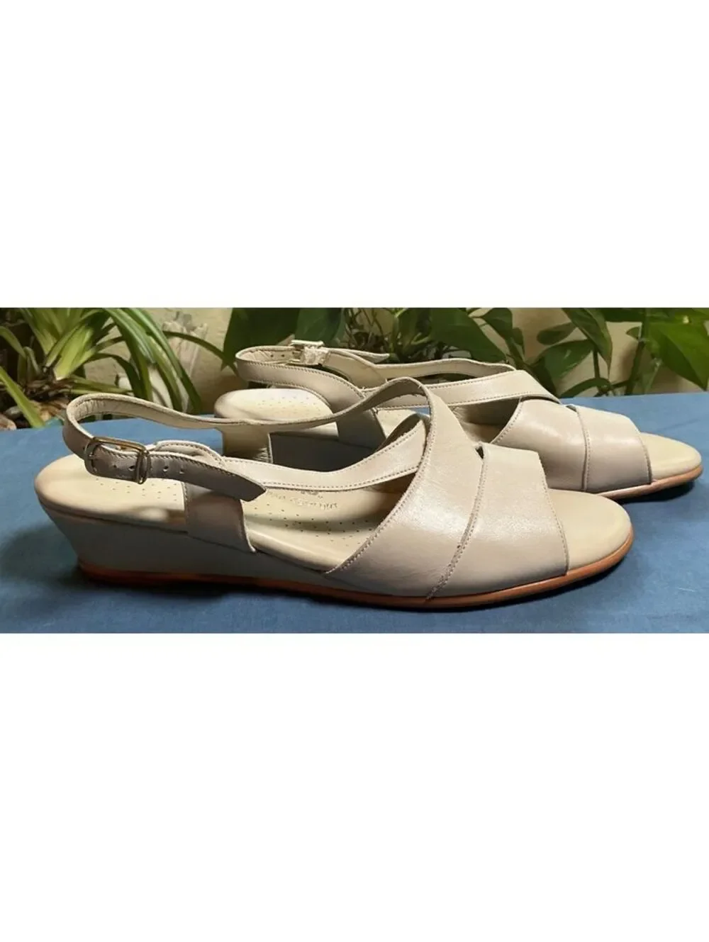 SAS Women's Leather Adjustable Comfort Sandals Size 9.5